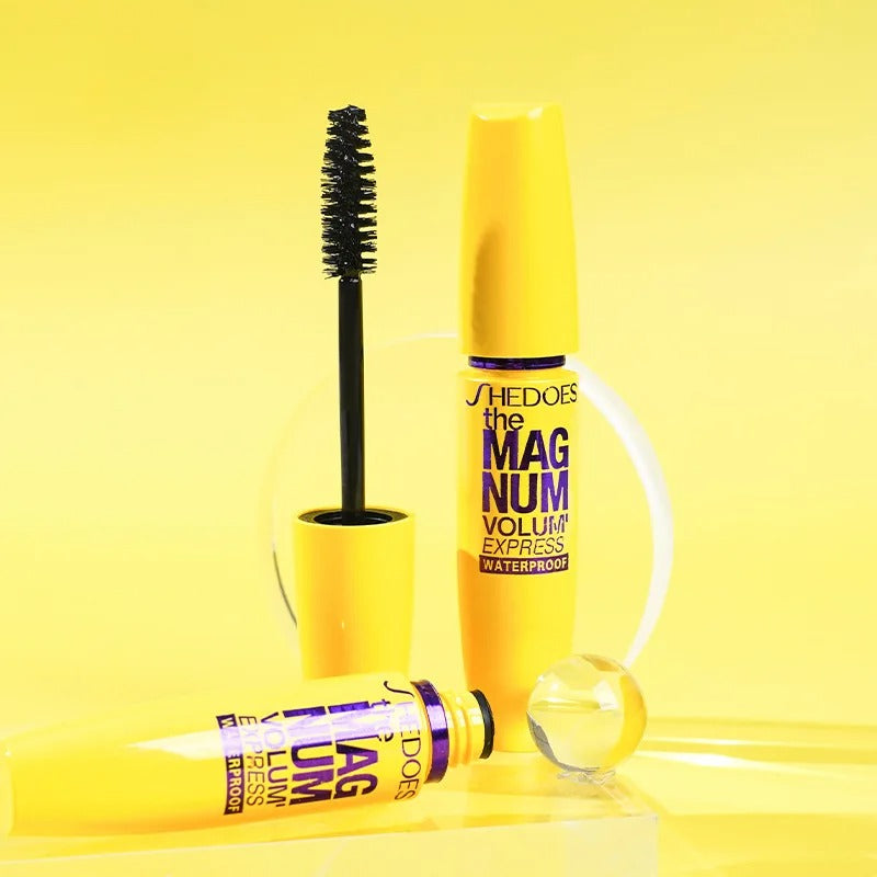 Magnum Epic Lash 4D Mascara – Volumizing, Curling & Smudge-Proof, All-Day Wear